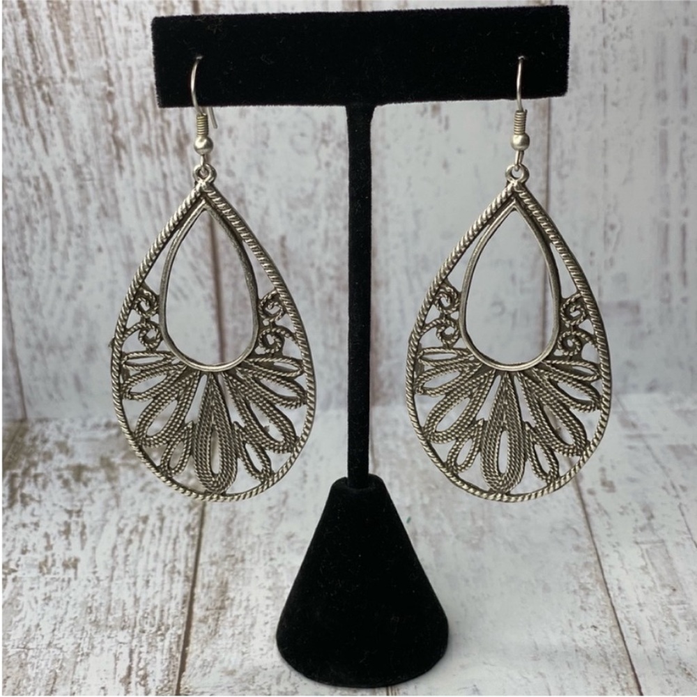 Teardrop Filigree Silver Plated Brass Earrings